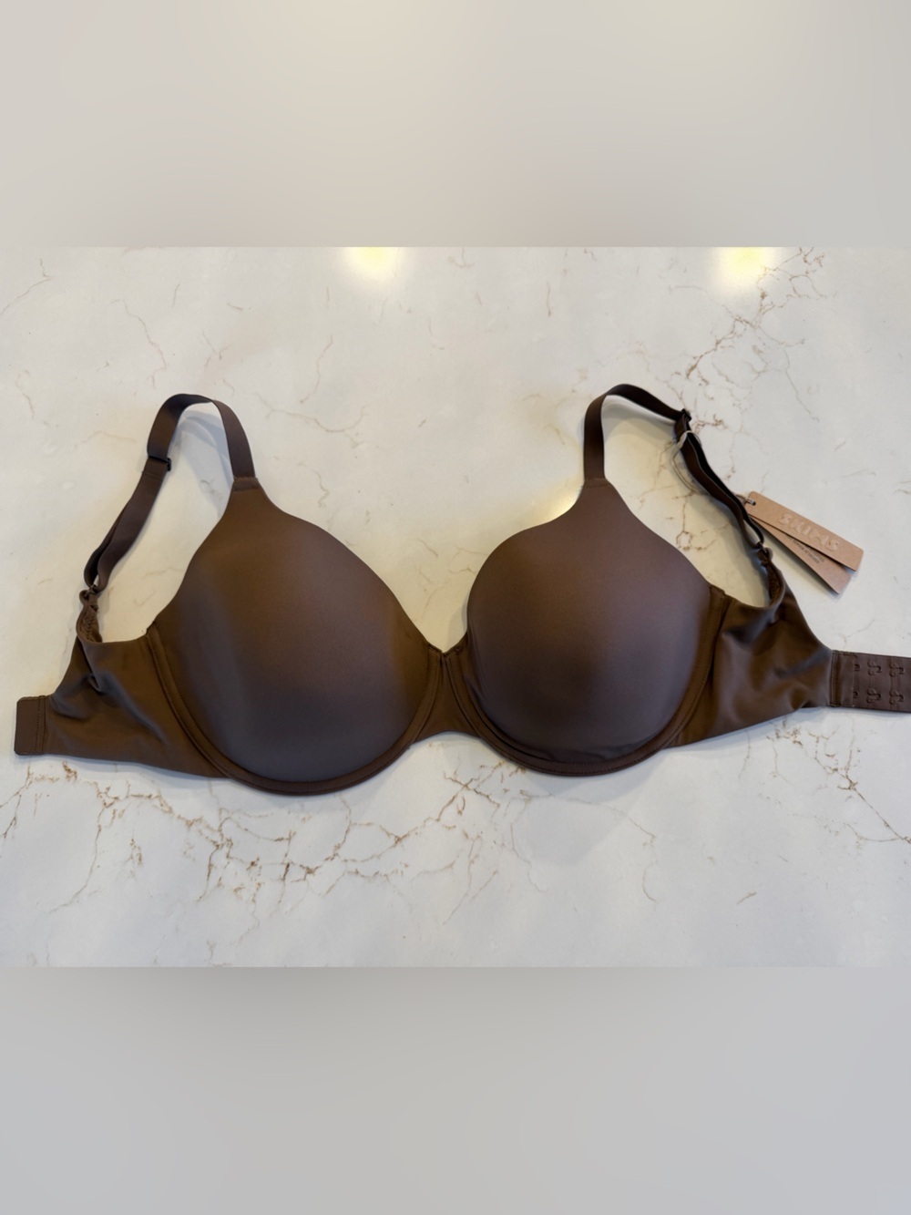NWT SKIMS Smooth Molded Underwire Bra in Chocolate 32 DDDD